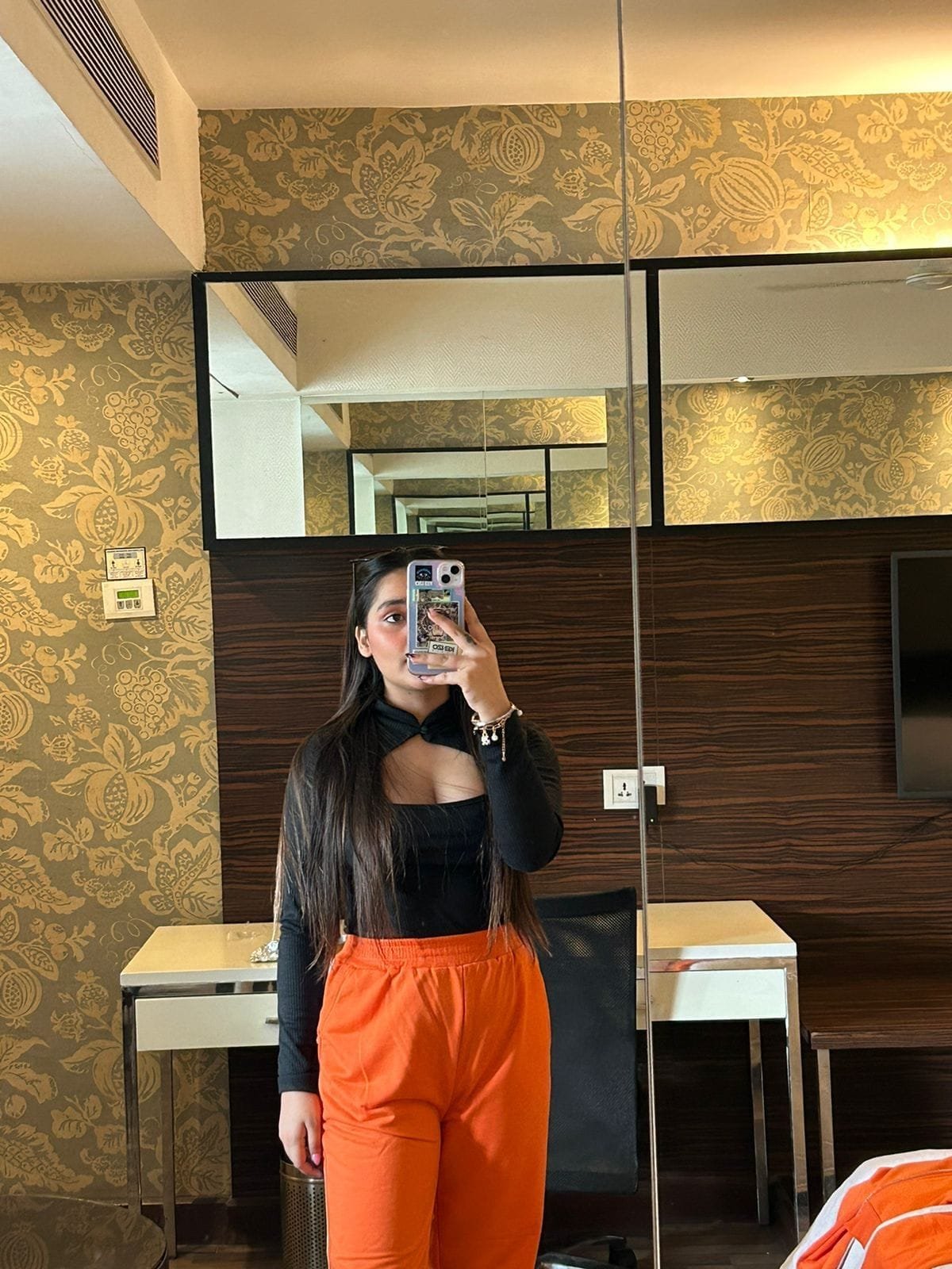 Gurgaon Delhi 👄 Call Girls Available📠 9899985641