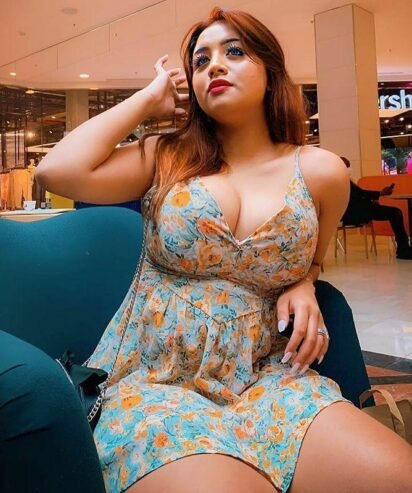 Call Girls In Dwarka Delhi ⎷84476⎷52111 Escort service