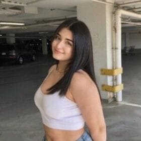 thumb_1028557_300_300_0_0_crop