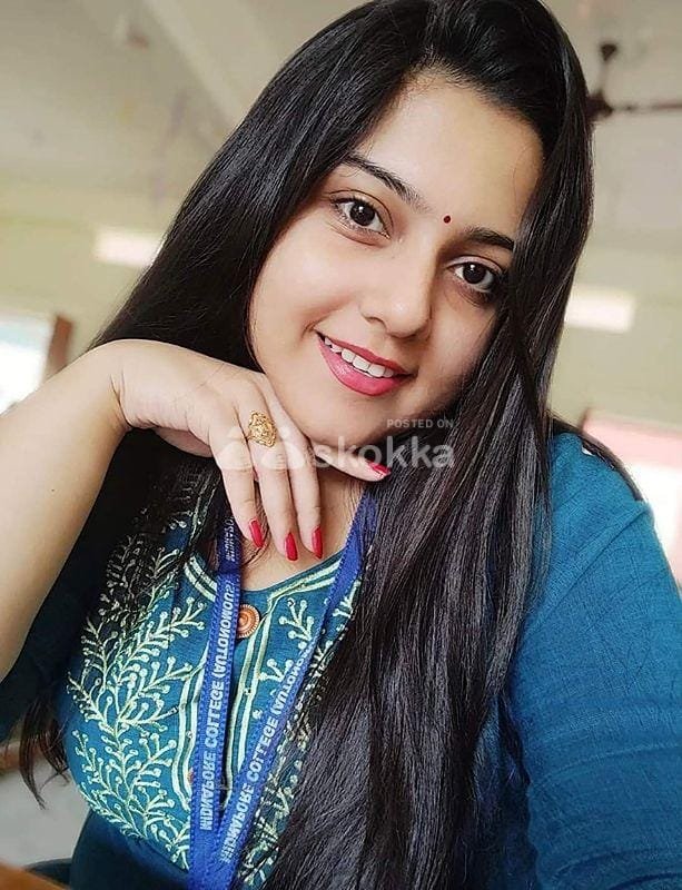 Call Girls in『Rajouri Garden』Delhi @ 882624 • 3211Call Girls