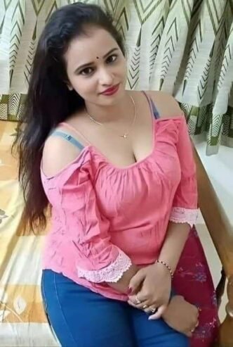 call girls Services In Noida sector 32 (|⑨⑨⑤⑧⓪①⑧⑧③①|)