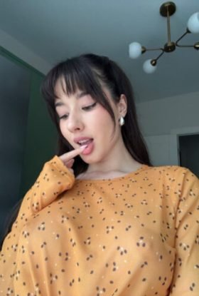 Call Girls In Jaypee Greens Pari Chowk 7428O9564O DELHI Escort 24/7 NCR