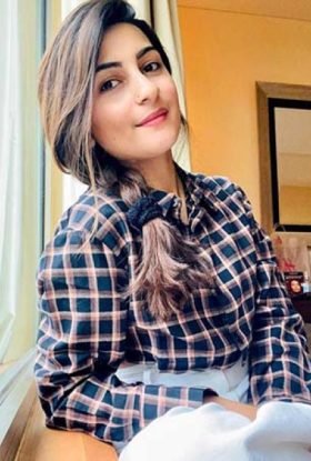 Russian, Call Girls In Sector 75 Noida 7428O9564O DELHI EScort 24/7 NCR